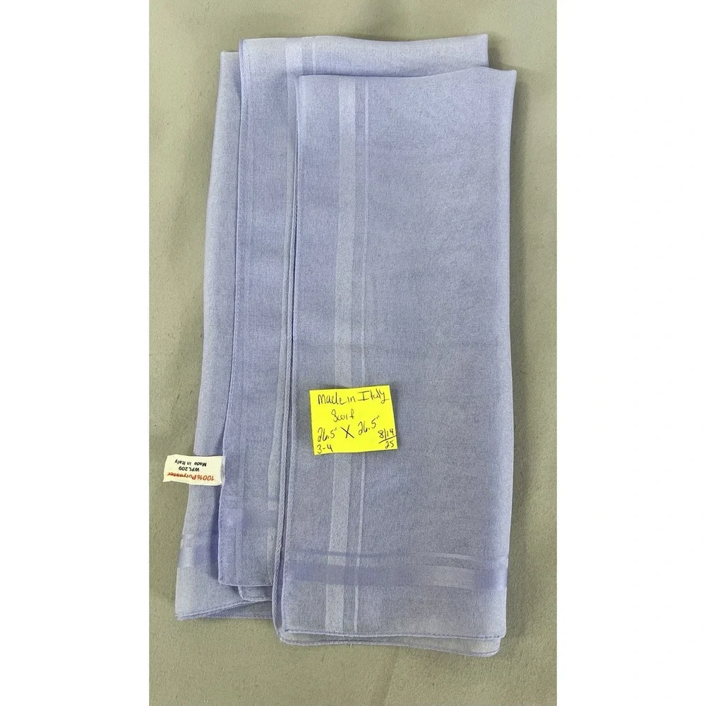 VTG Made Un Italy Polyester Light Purple Scarf Square‎ 26